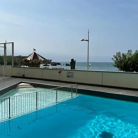 Victoria Surf D'exception 101 * Biarritz