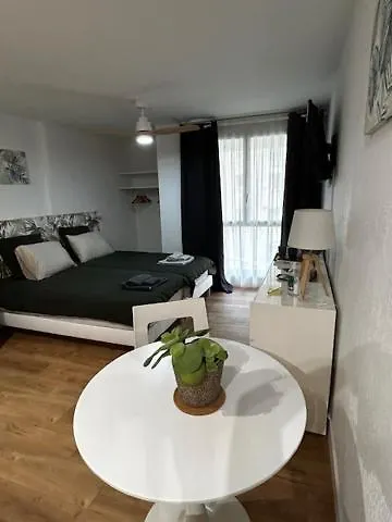 Victoria Surf D'exception 101 * Biarritz